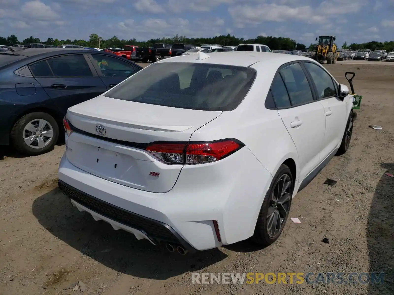 4 Photograph of a damaged car 5YFS4RCEXLP042579 TOYOTA COROLLA 2020