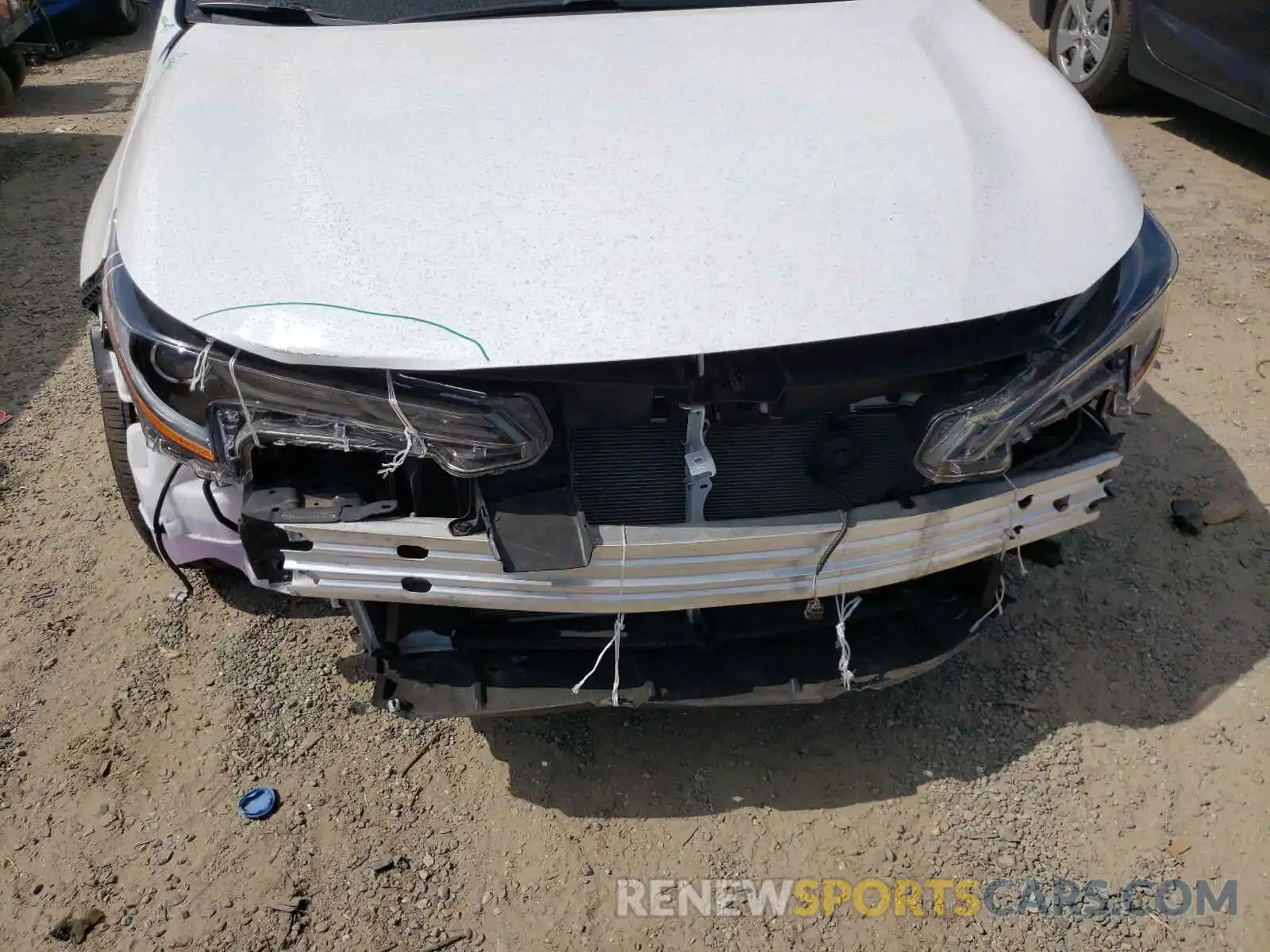 9 Photograph of a damaged car 5YFS4RCEXLP042579 TOYOTA COROLLA 2020