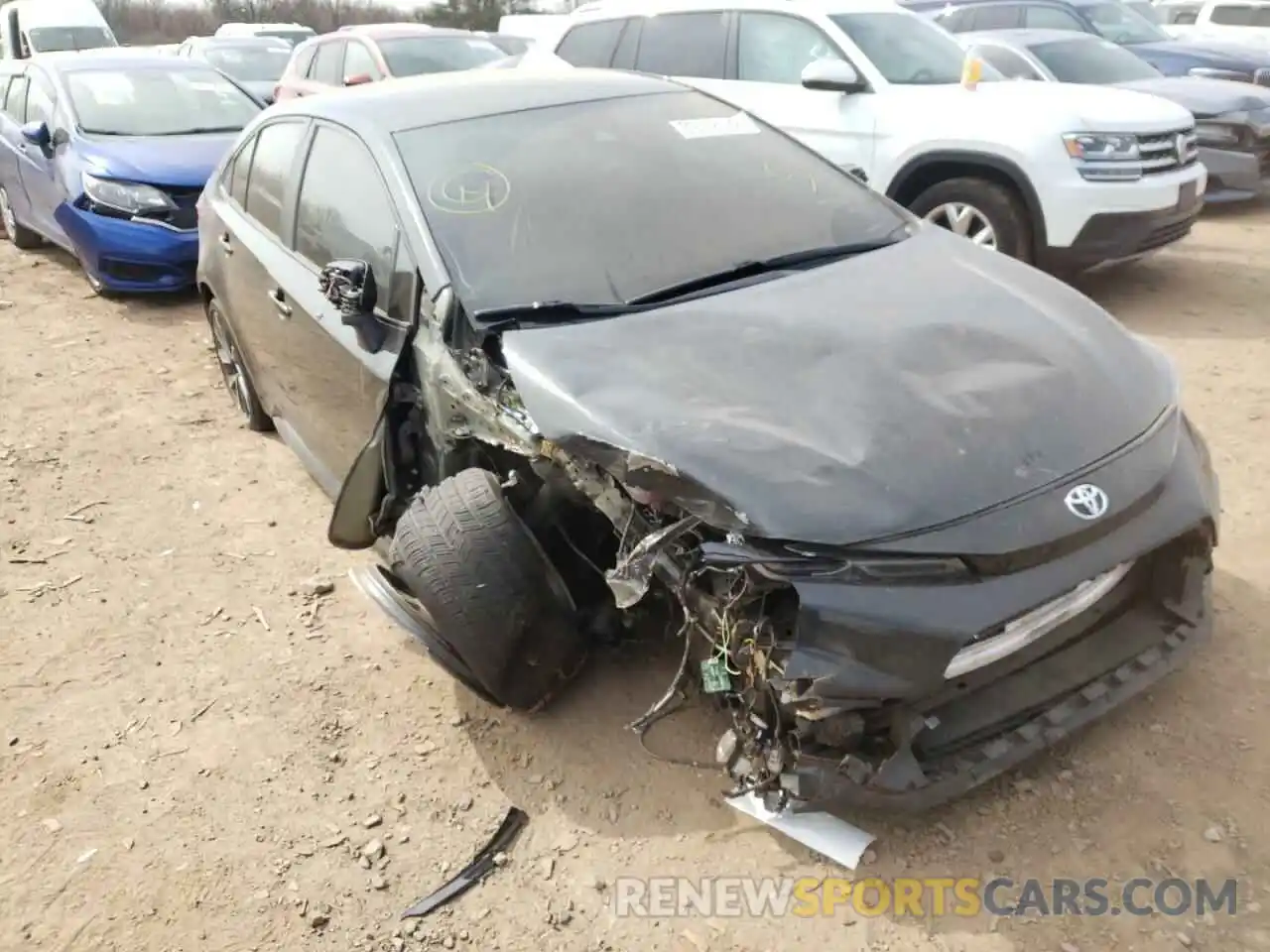 1 Photograph of a damaged car 5YFS4RCEXLP045997 TOYOTA COROLLA 2020