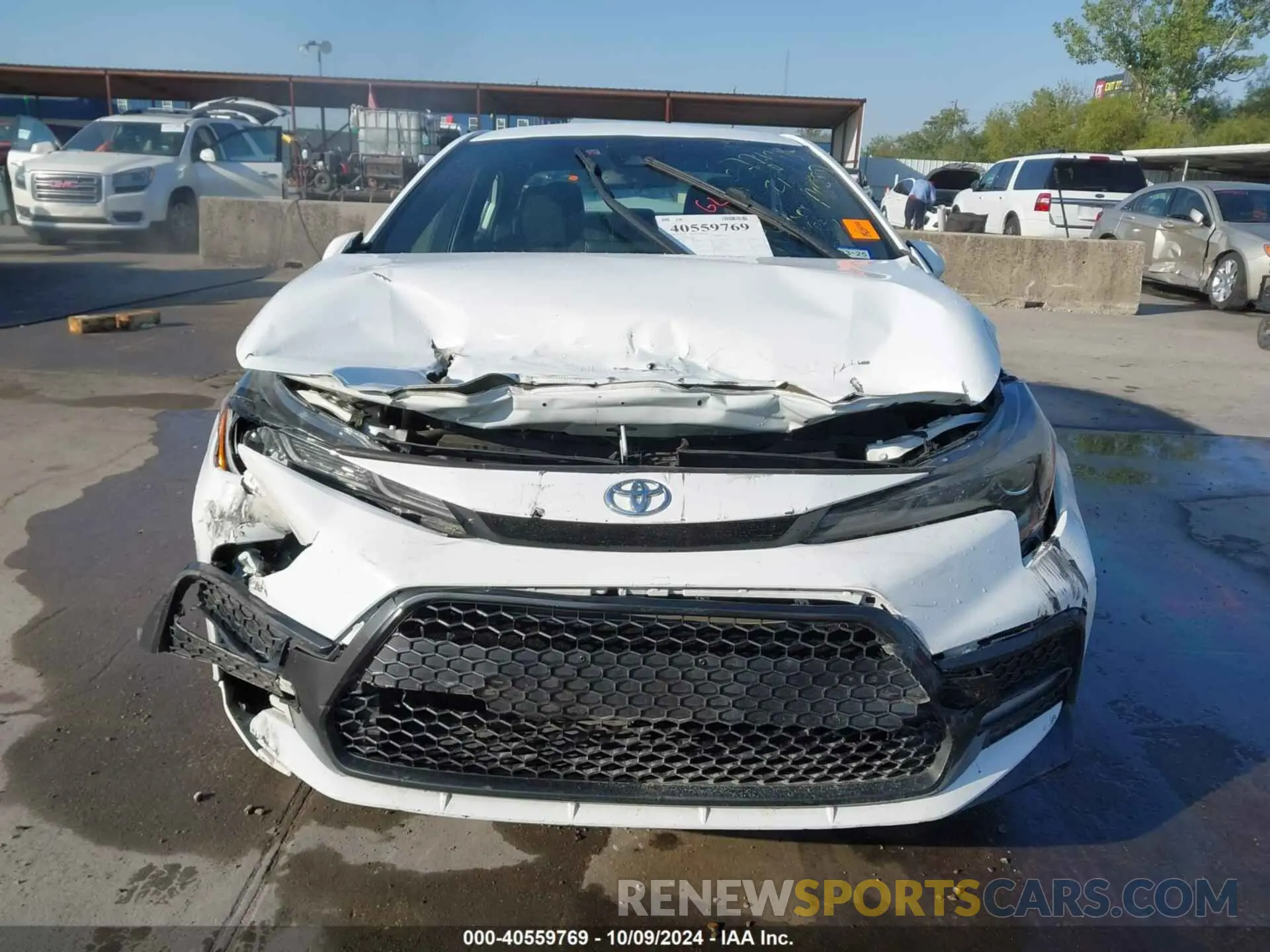 12 Photograph of a damaged car 5YFS4RCEXLP047281 TOYOTA COROLLA 2020