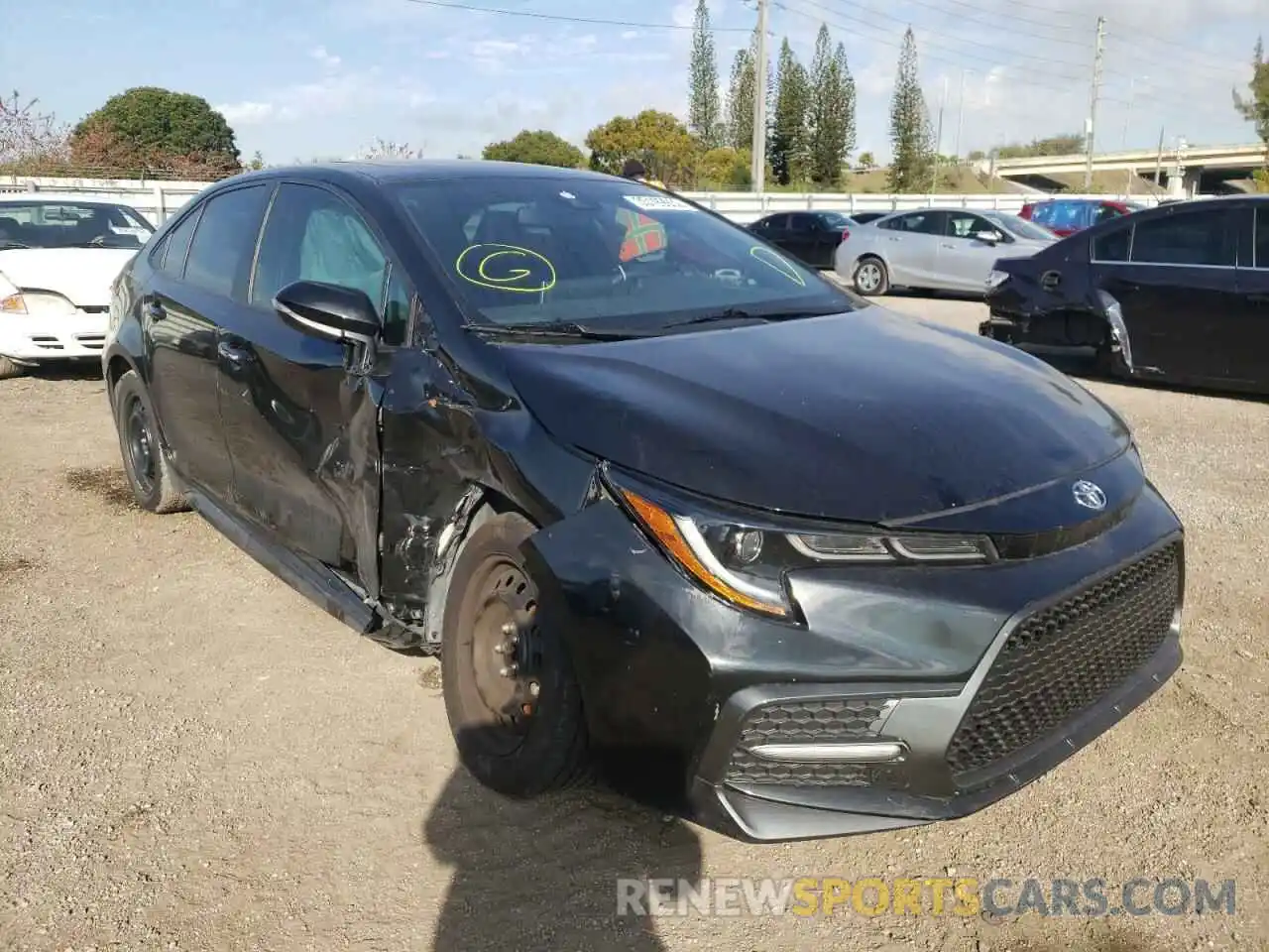 1 Photograph of a damaged car 5YFT4RCE0LP009806 TOYOTA COROLLA 2020