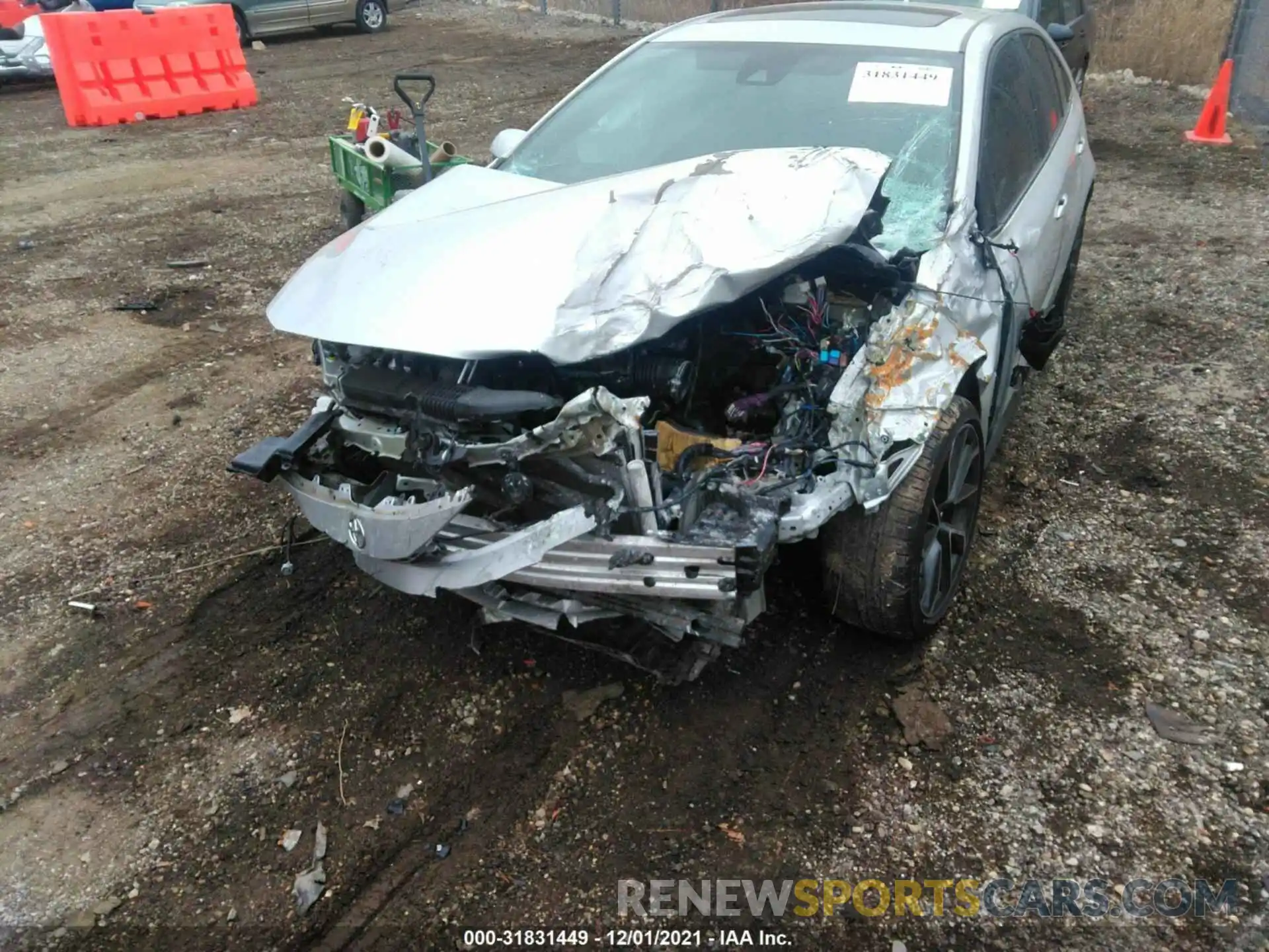 6 Photograph of a damaged car 5YFT4RCE1LP023097 TOYOTA COROLLA 2020