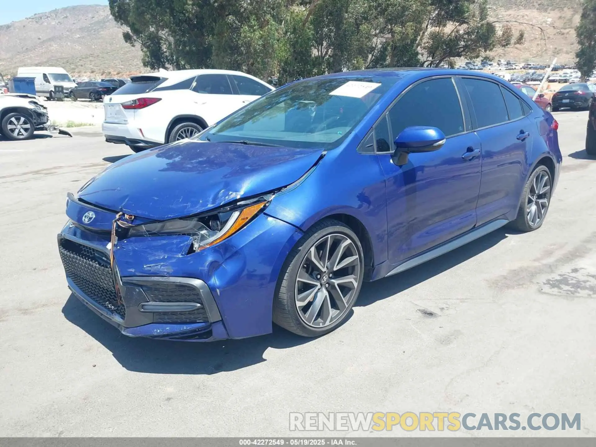 2 Photograph of a damaged car 5YFT4RCE1LP039347 TOYOTA COROLLA 2020