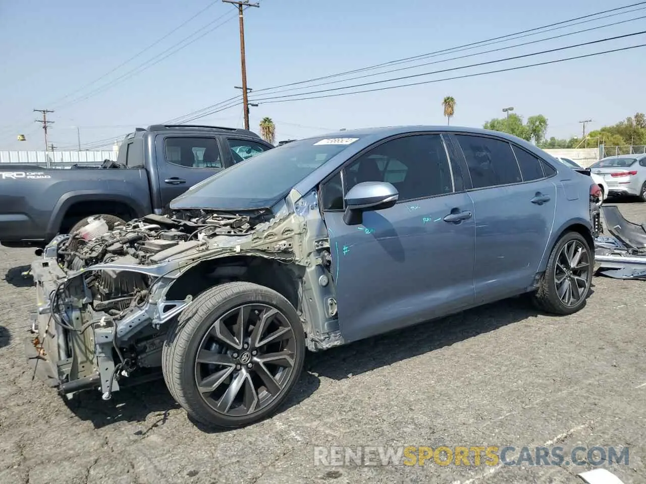 1 Photograph of a damaged car 5YFT4RCE1LP049246 TOYOTA COROLLA 2020