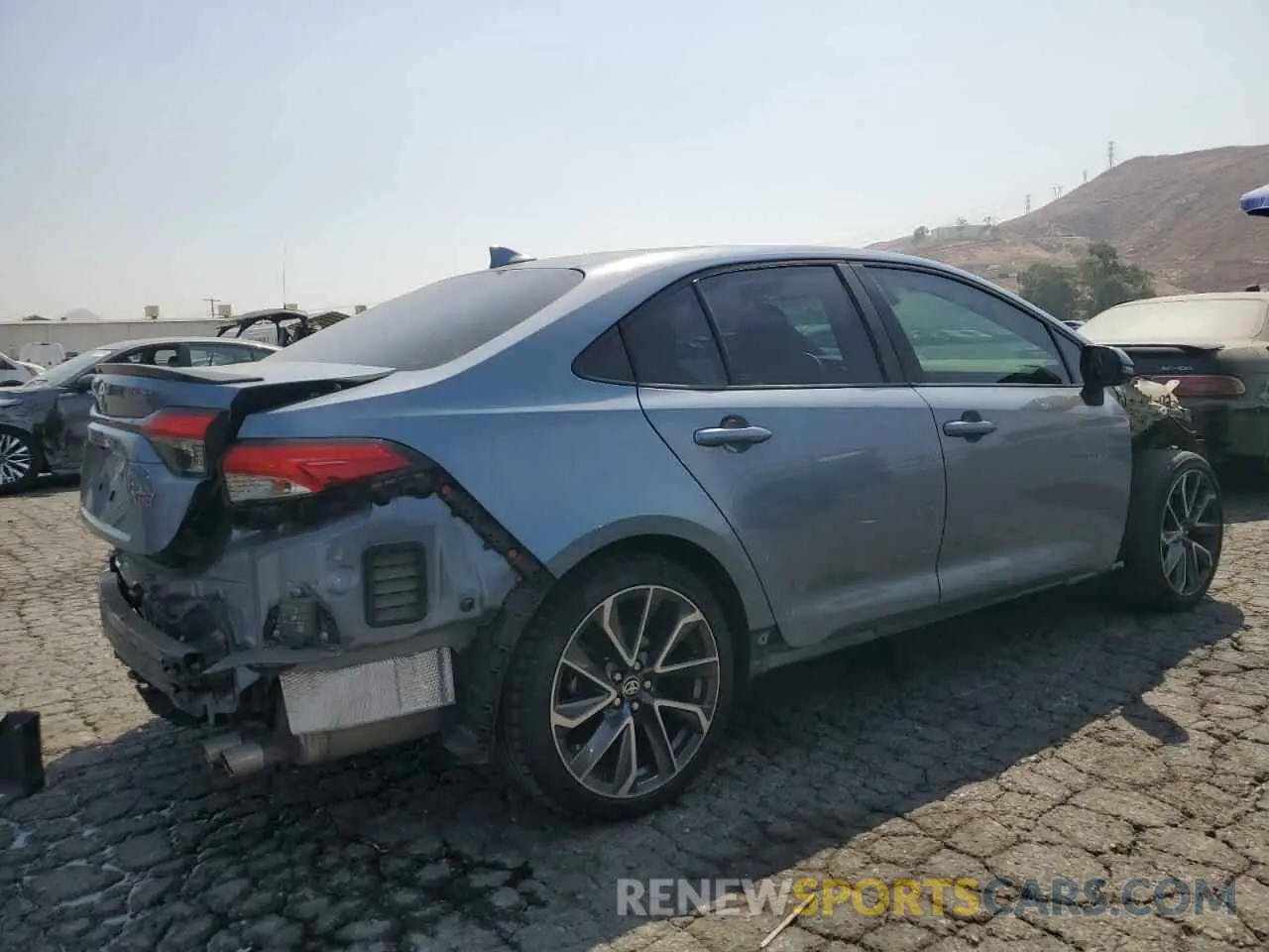 3 Photograph of a damaged car 5YFT4RCE1LP049246 TOYOTA COROLLA 2020