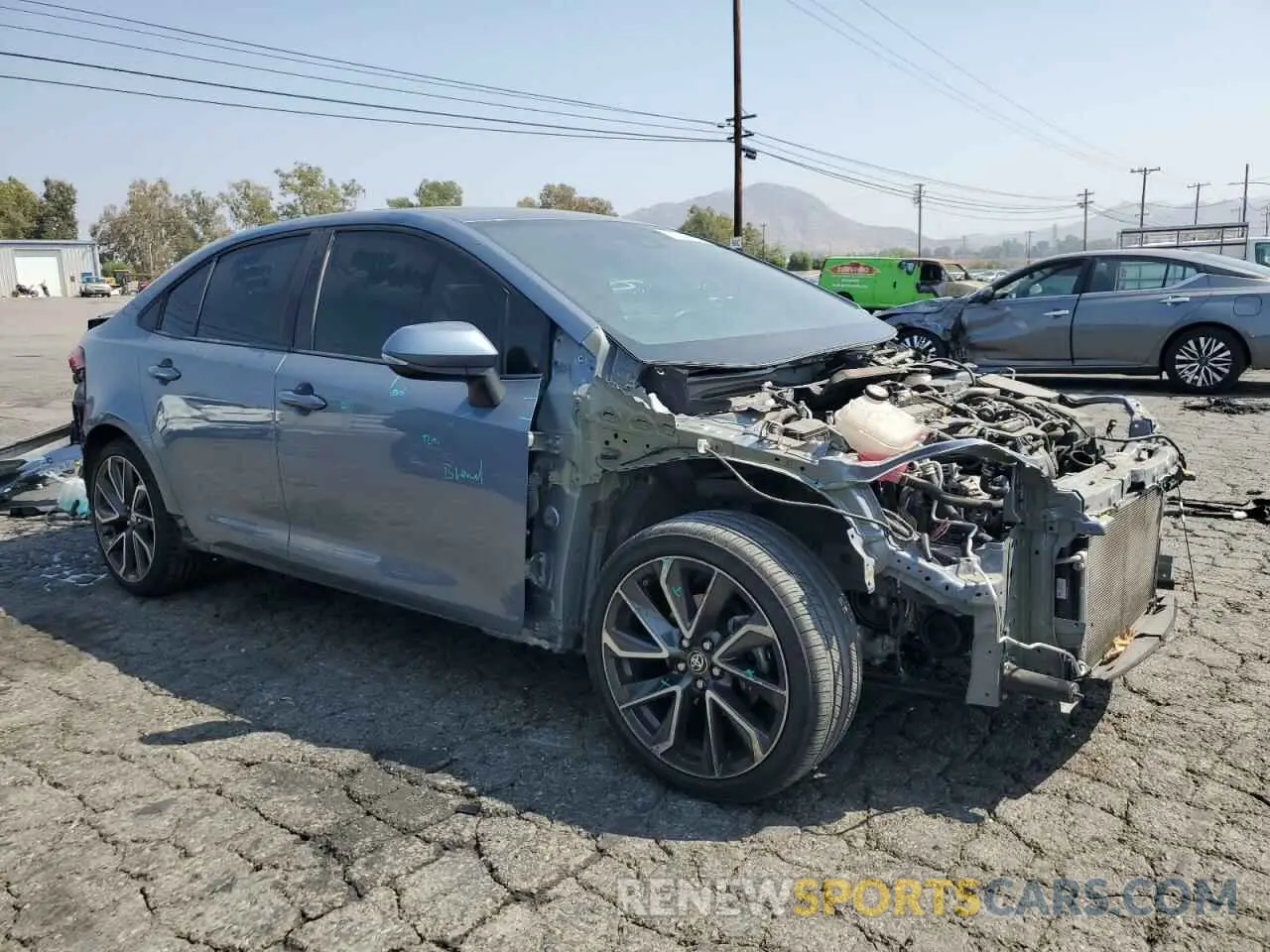 4 Photograph of a damaged car 5YFT4RCE1LP049246 TOYOTA COROLLA 2020