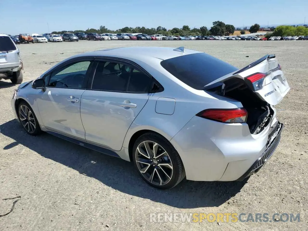 2 Photograph of a damaged car 5YFT4RCE4LP018167 TOYOTA COROLLA 2020