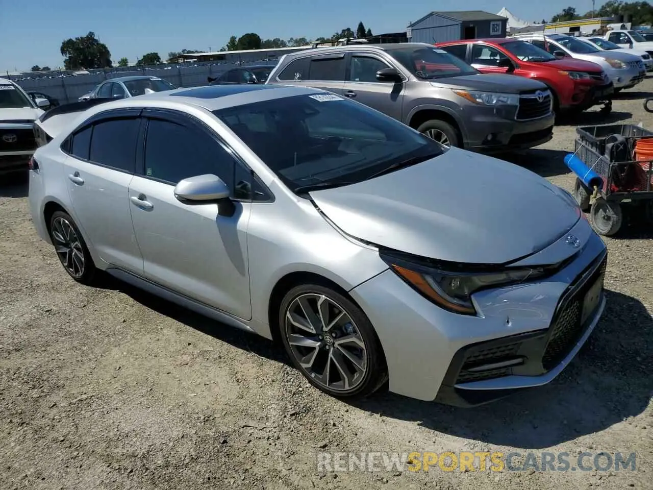 4 Photograph of a damaged car 5YFT4RCE4LP018167 TOYOTA COROLLA 2020