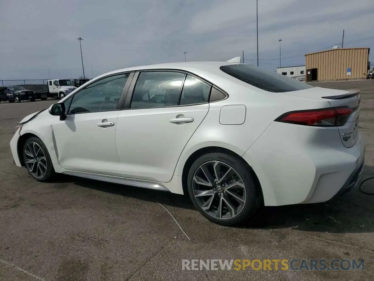 2 Photograph of a damaged car 5YFT4RCE7LP031222 TOYOTA COROLLA 2020