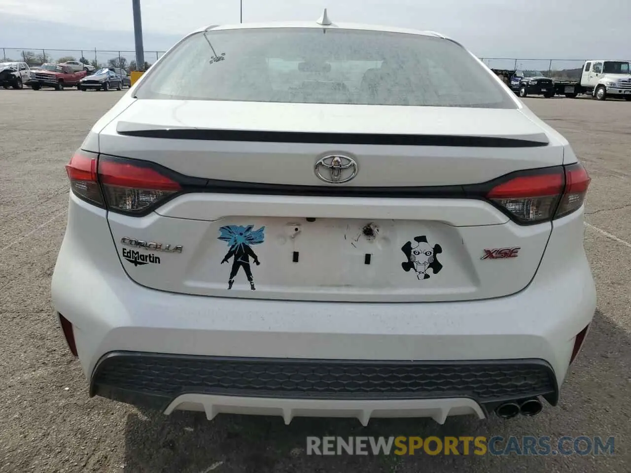 6 Photograph of a damaged car 5YFT4RCE7LP031222 TOYOTA COROLLA 2020