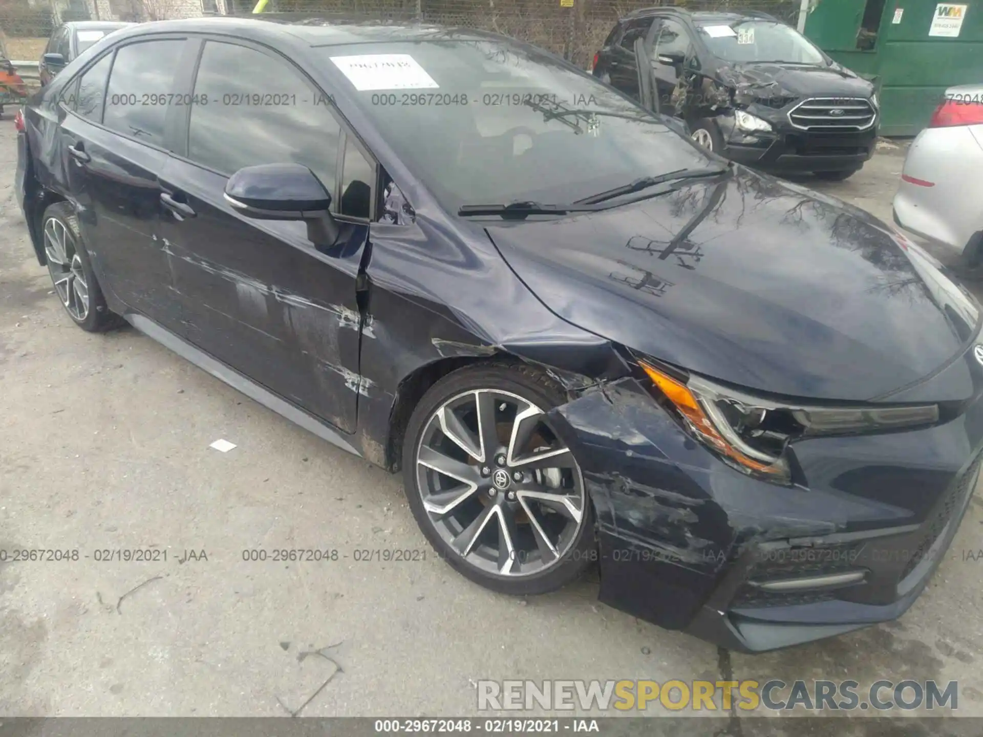 12 Photograph of a damaged car 5YFT4RCE8LP035795 TOYOTA COROLLA 2020