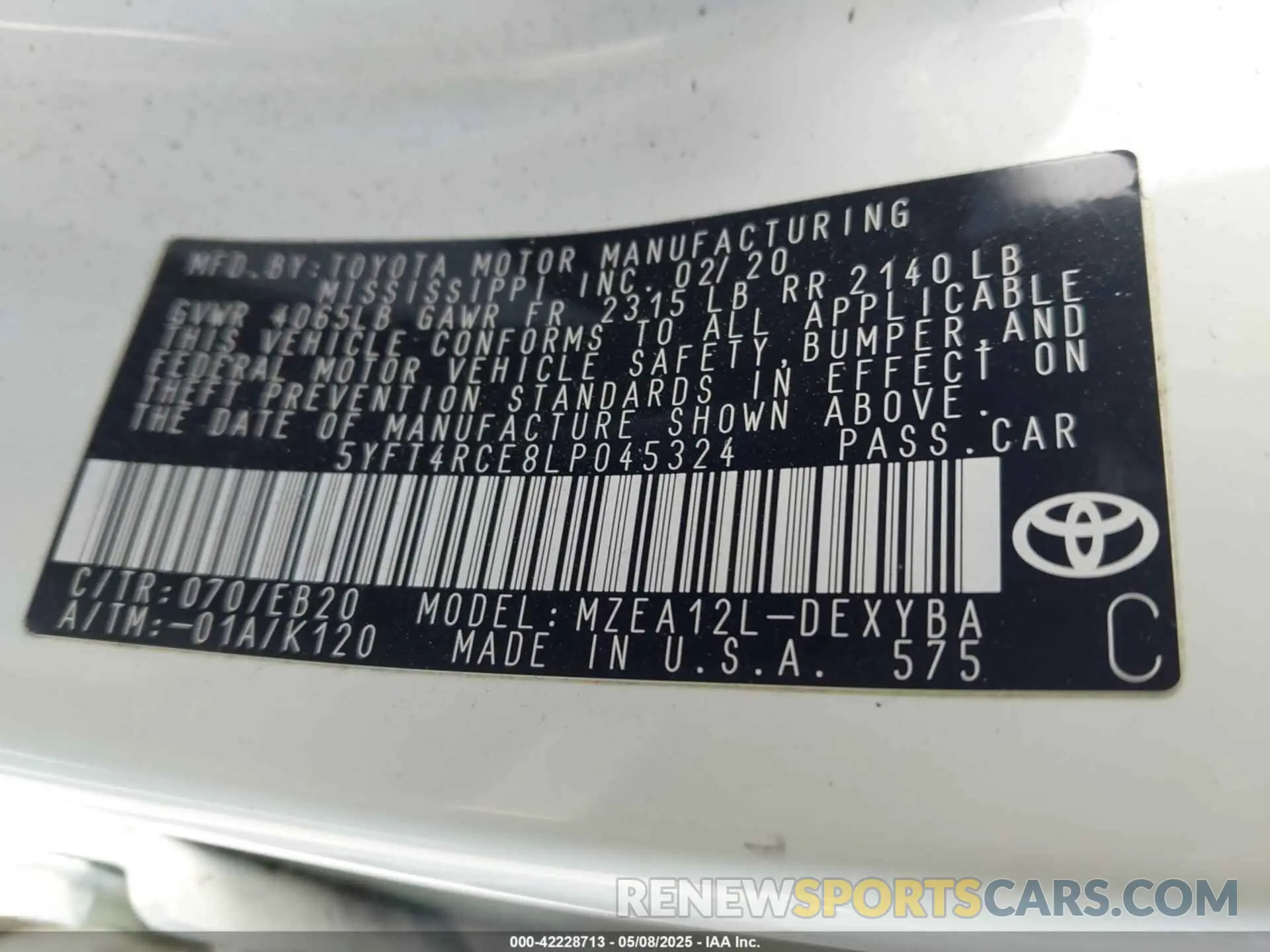 9 Photograph of a damaged car 5YFT4RCE8LP045324 TOYOTA COROLLA 2020