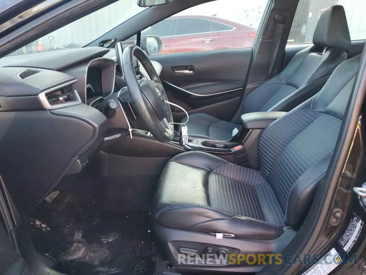 7 Photograph of a damaged car 5YFT4RCEXLP043302 TOYOTA COROLLA 2020