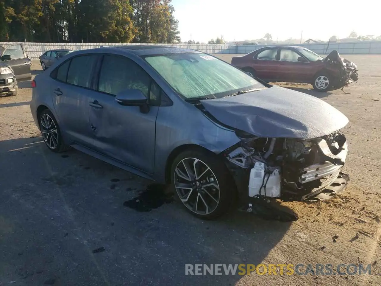 4 Photograph of a damaged car 5YFT4RCEXLP043915 TOYOTA COROLLA 2020
