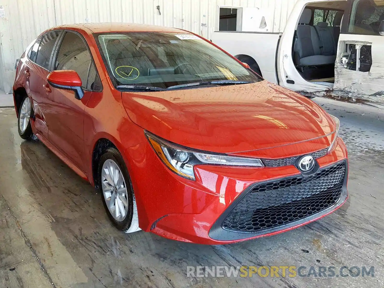 1 Photograph of a damaged car 5YFVPRAE0LP100240 TOYOTA COROLLA 2020