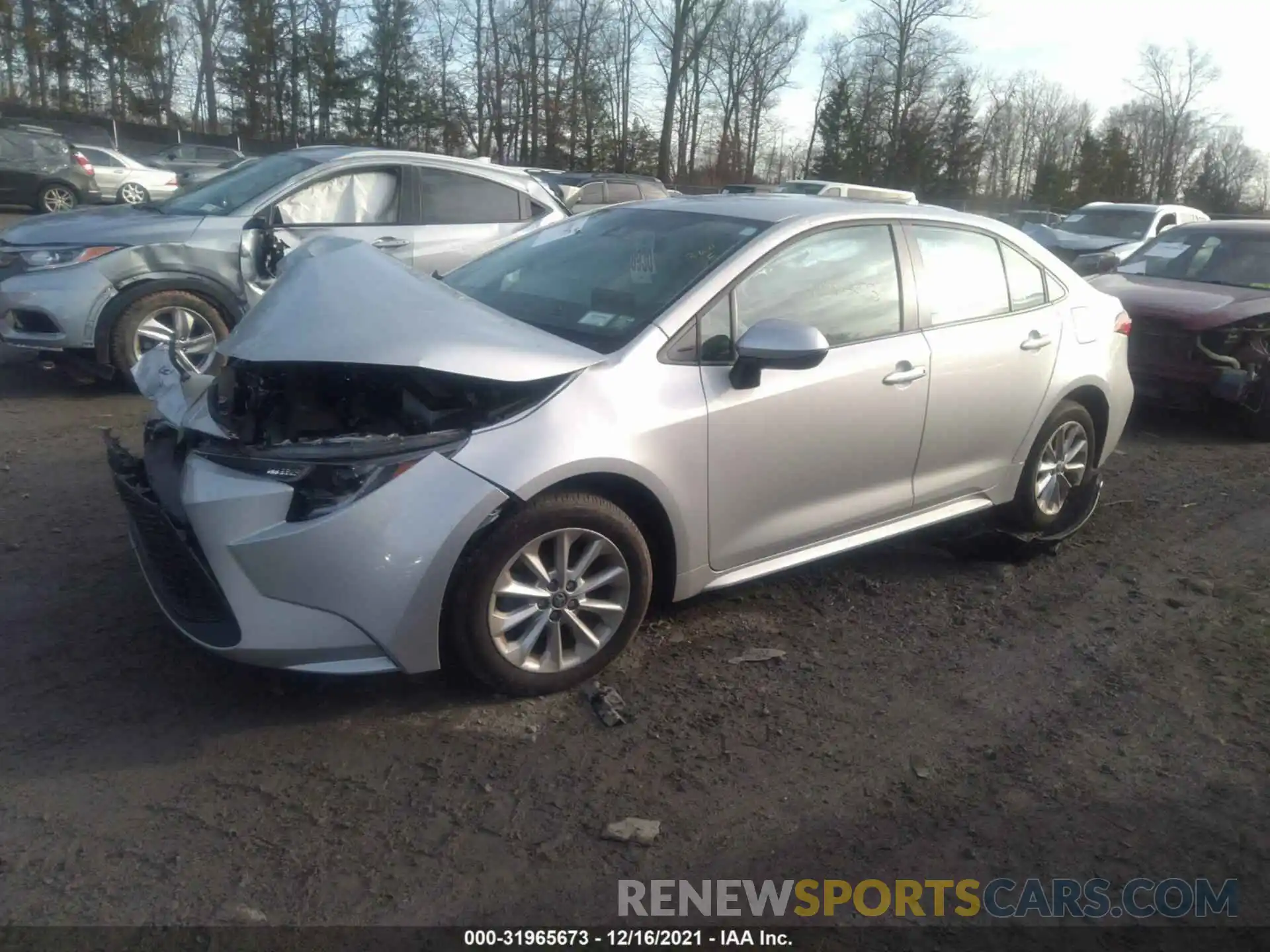 2 Photograph of a damaged car 5YFVPRAE1LP082573 TOYOTA COROLLA 2020