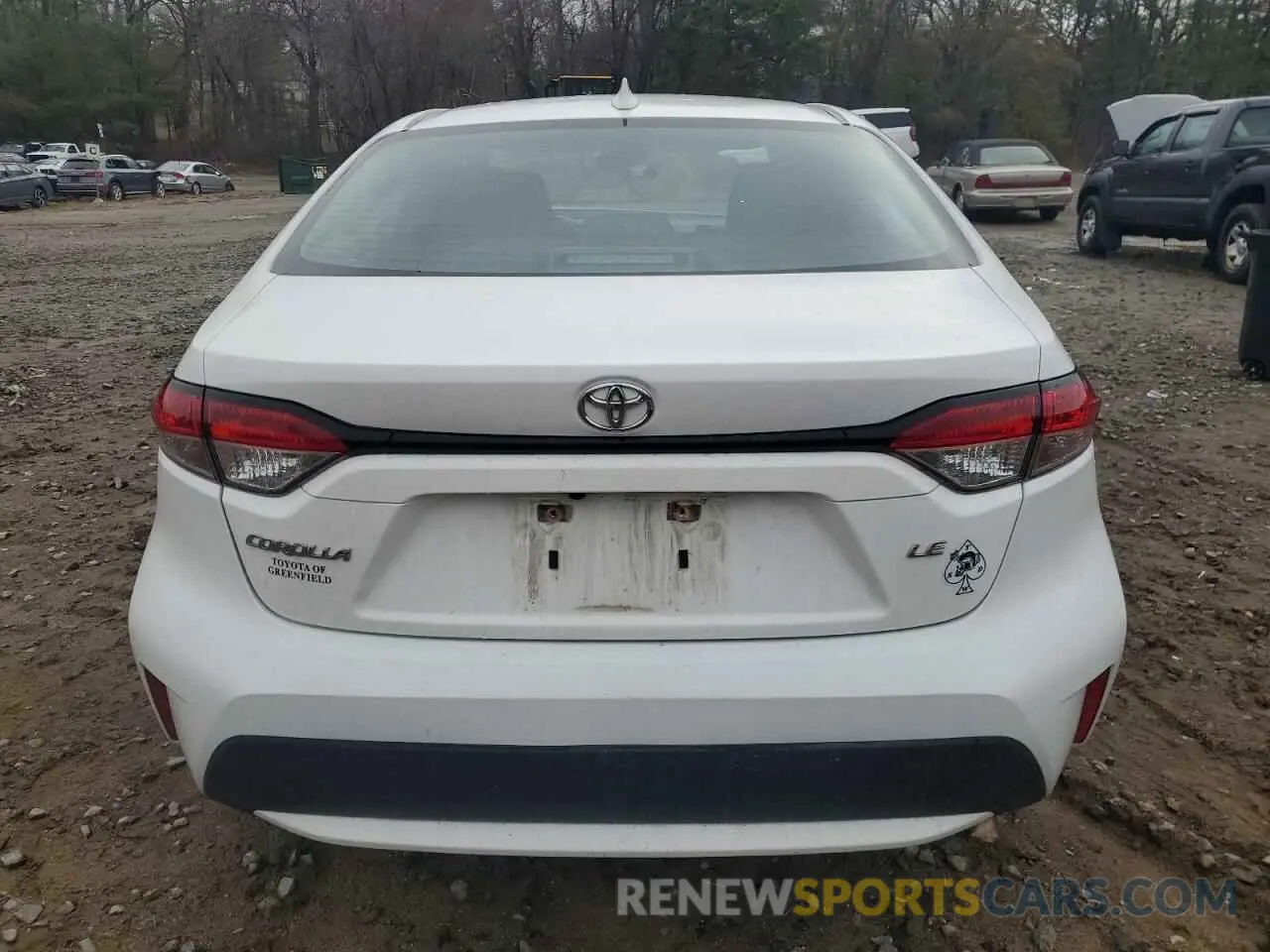 6 Photograph of a damaged car 5YFVPRAE2LP075826 TOYOTA COROLLA 2020
