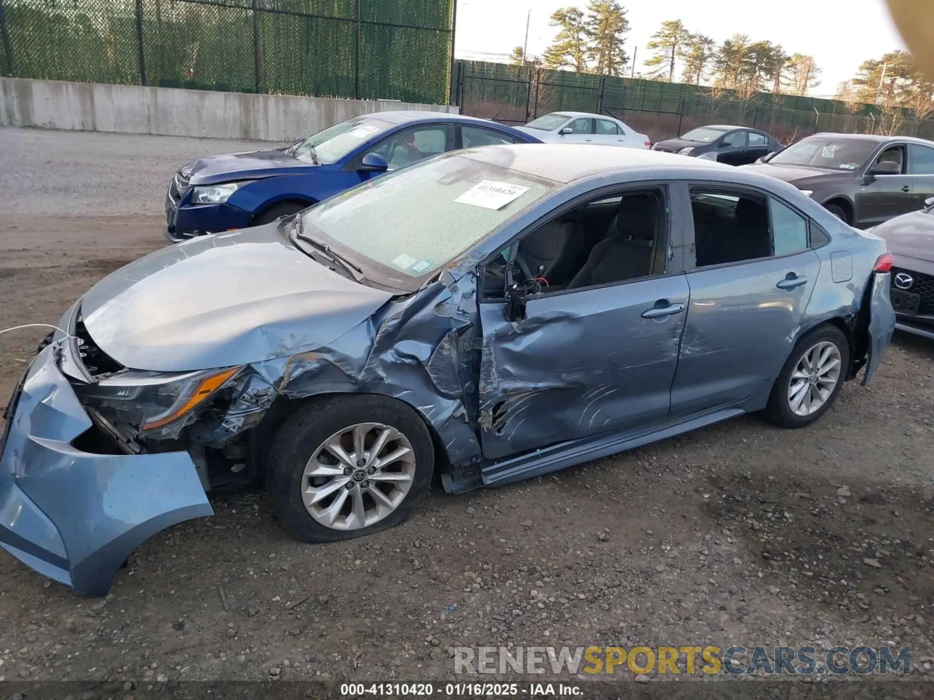 14 Photograph of a damaged car 5YFVPRAE7LP081430 TOYOTA COROLLA 2020