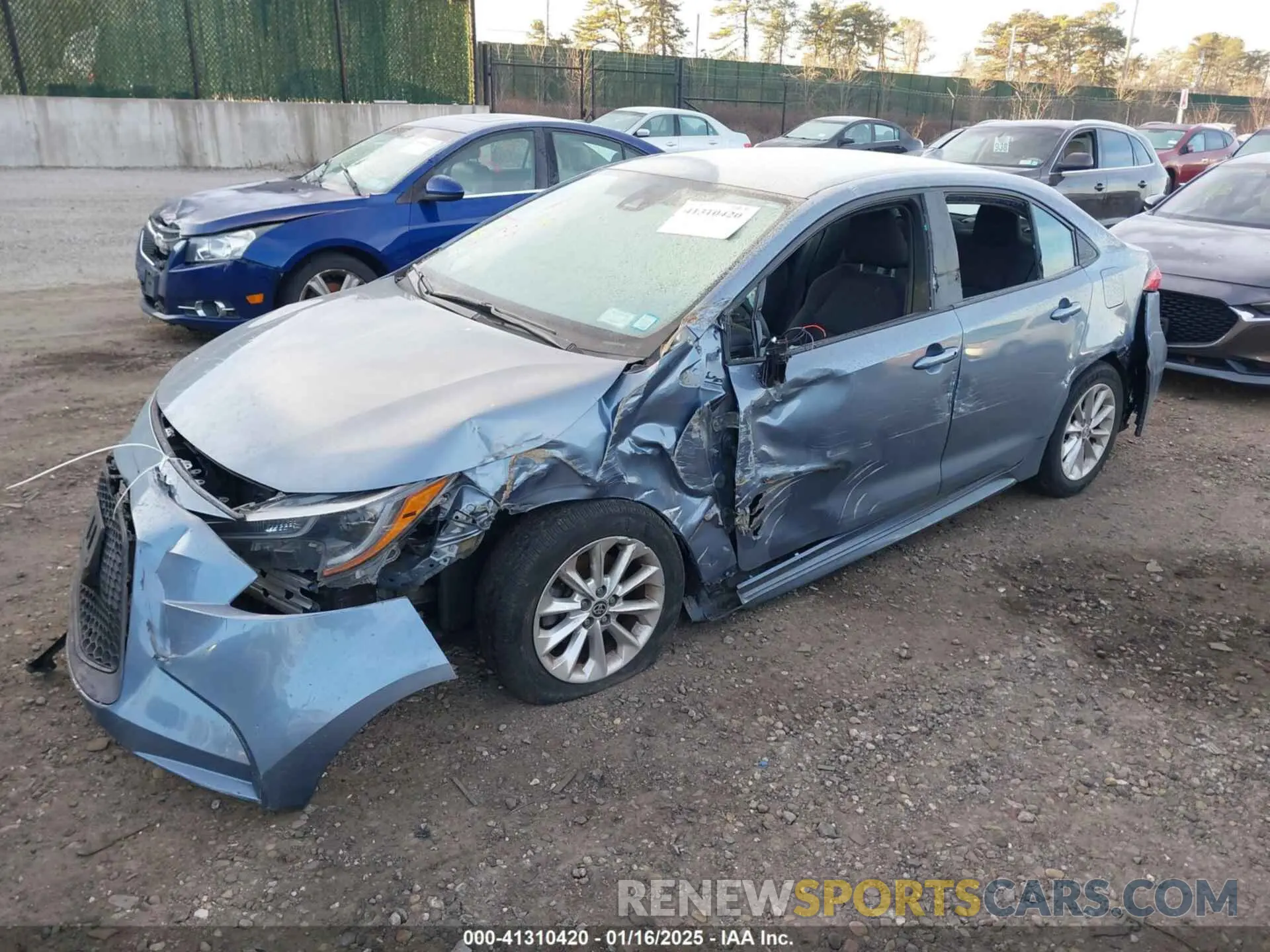 2 Photograph of a damaged car 5YFVPRAE7LP081430 TOYOTA COROLLA 2020