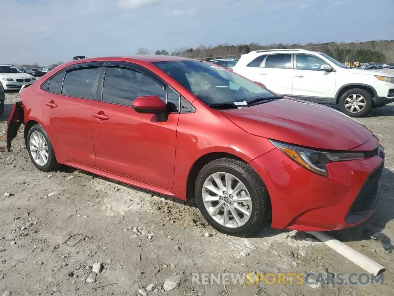 4 Photograph of a damaged car 5YFVPRAE7LP106567 TOYOTA COROLLA 2020