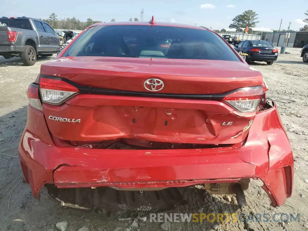 6 Photograph of a damaged car 5YFVPRAE7LP106567 TOYOTA COROLLA 2020