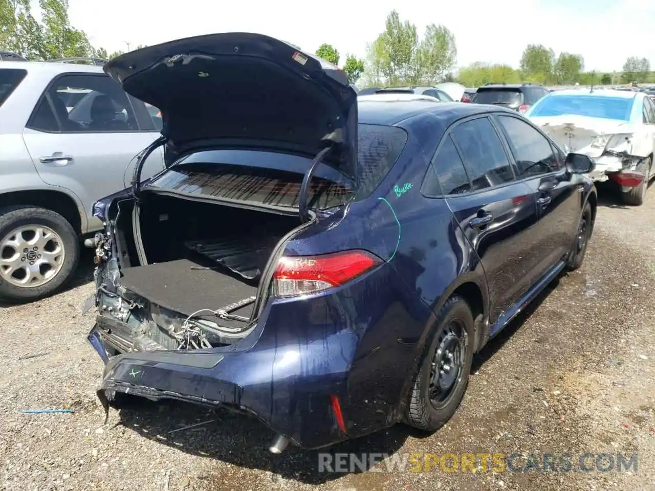 4 Photograph of a damaged car JTDBBRBE3LJ005269 TOYOTA COROLLA 2020