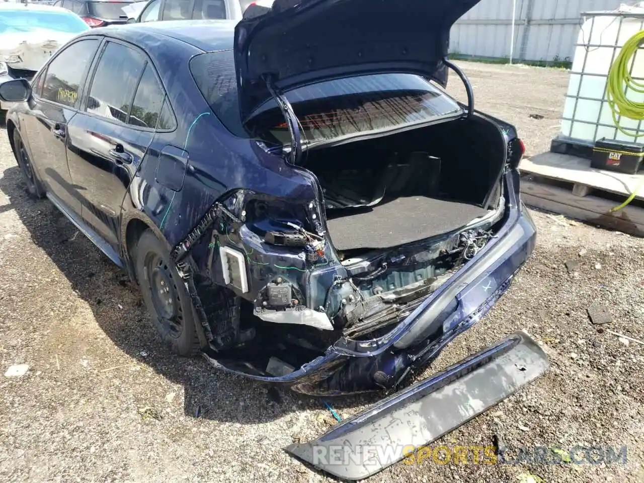 9 Photograph of a damaged car JTDBBRBE3LJ005269 TOYOTA COROLLA 2020