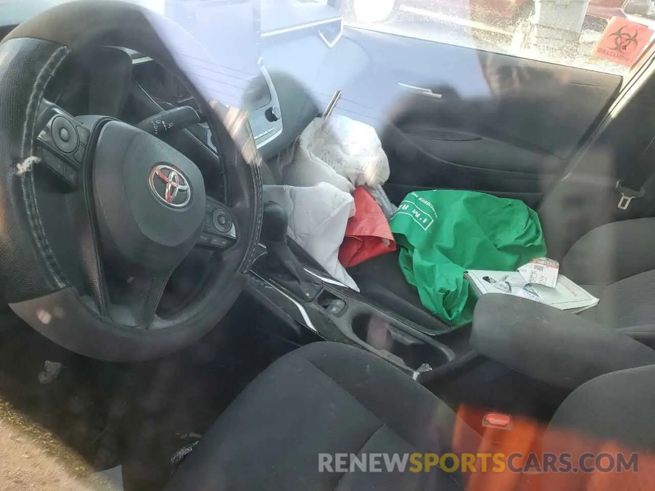 8 Photograph of a damaged car JTDBBRBE6LJ012717 TOYOTA COROLLA 2020