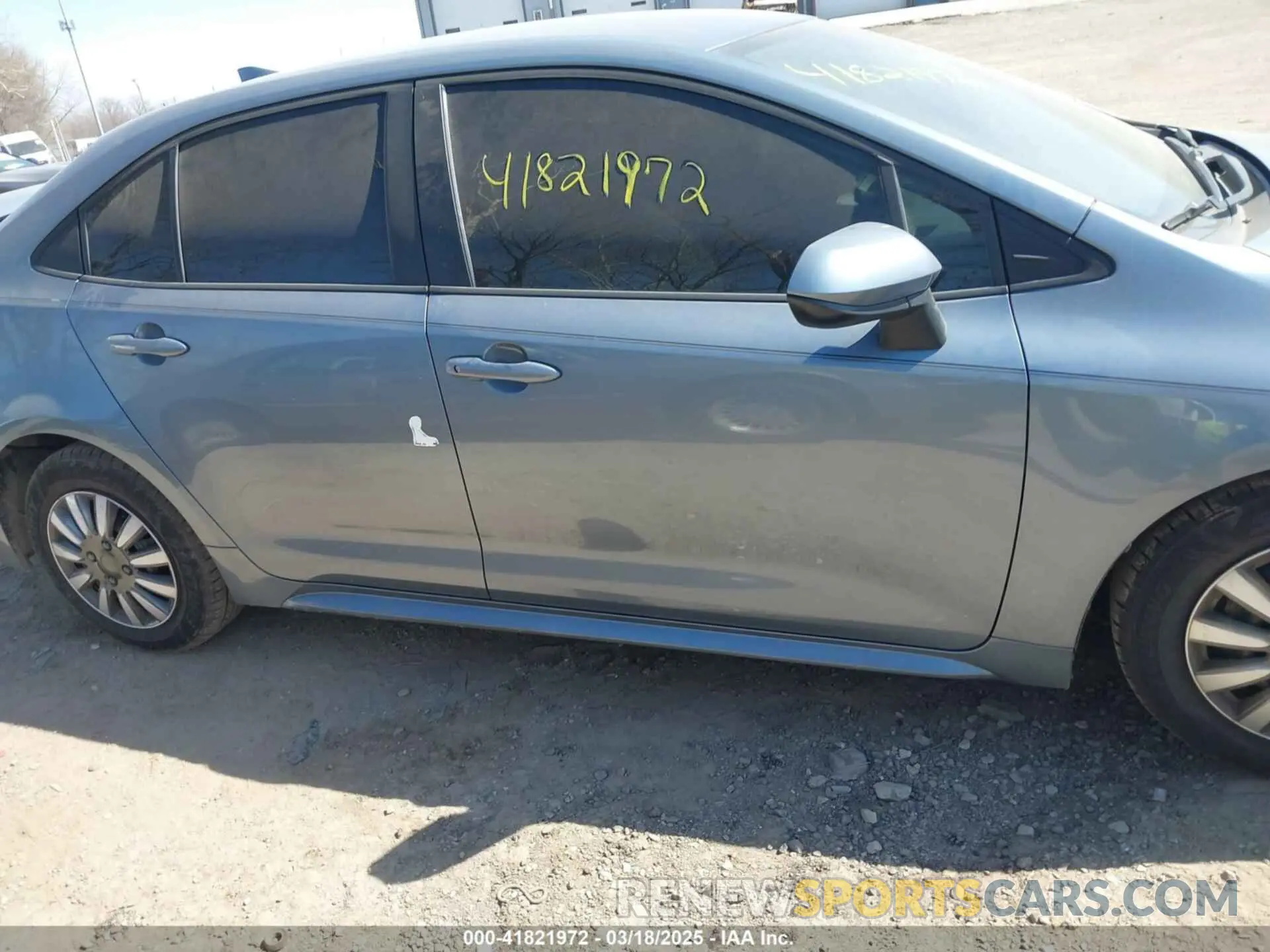 13 Photograph of a damaged car JTDDPRAE1LJ006870 TOYOTA COROLLA 2020