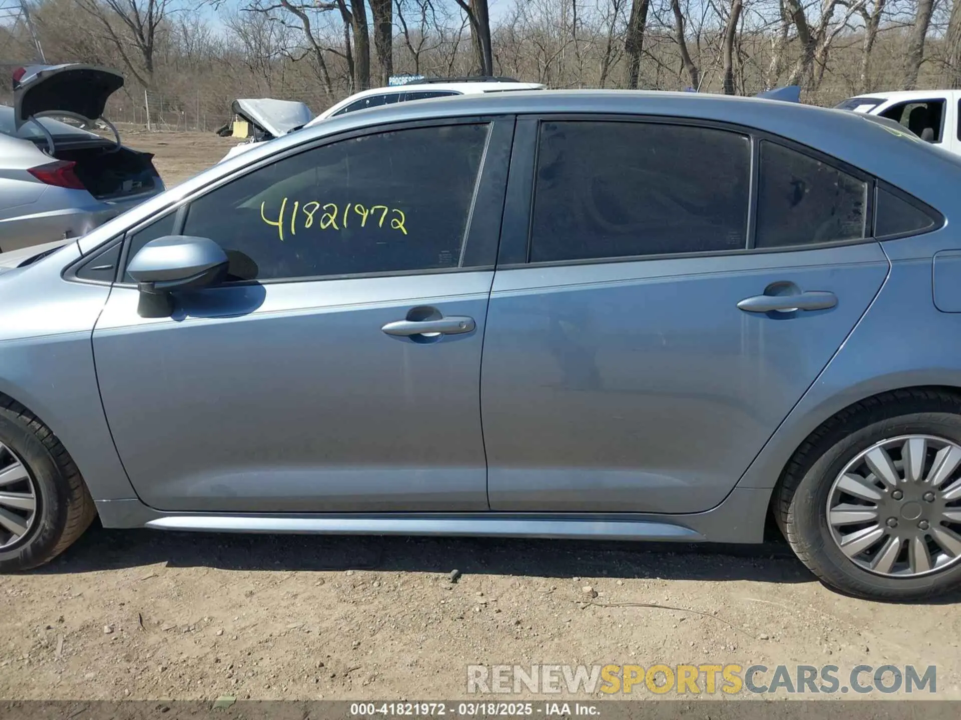 14 Photograph of a damaged car JTDDPRAE1LJ006870 TOYOTA COROLLA 2020