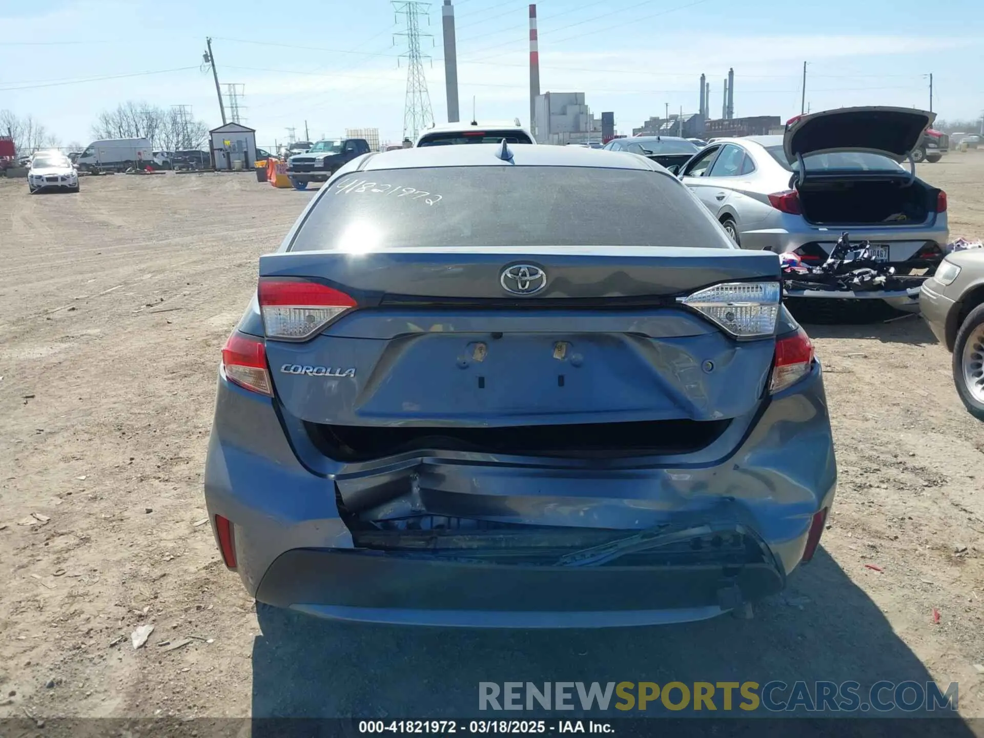 16 Photograph of a damaged car JTDDPRAE1LJ006870 TOYOTA COROLLA 2020