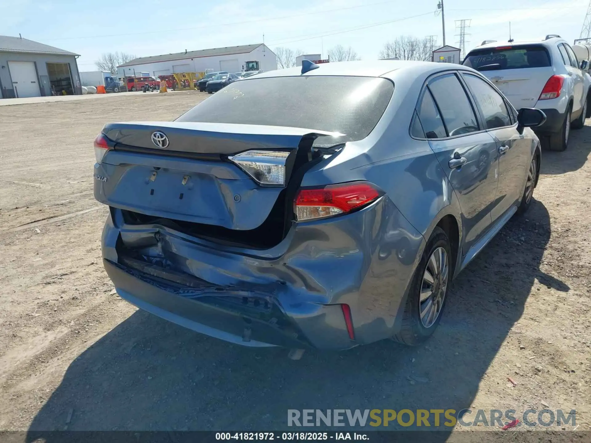 4 Photograph of a damaged car JTDDPRAE1LJ006870 TOYOTA COROLLA 2020