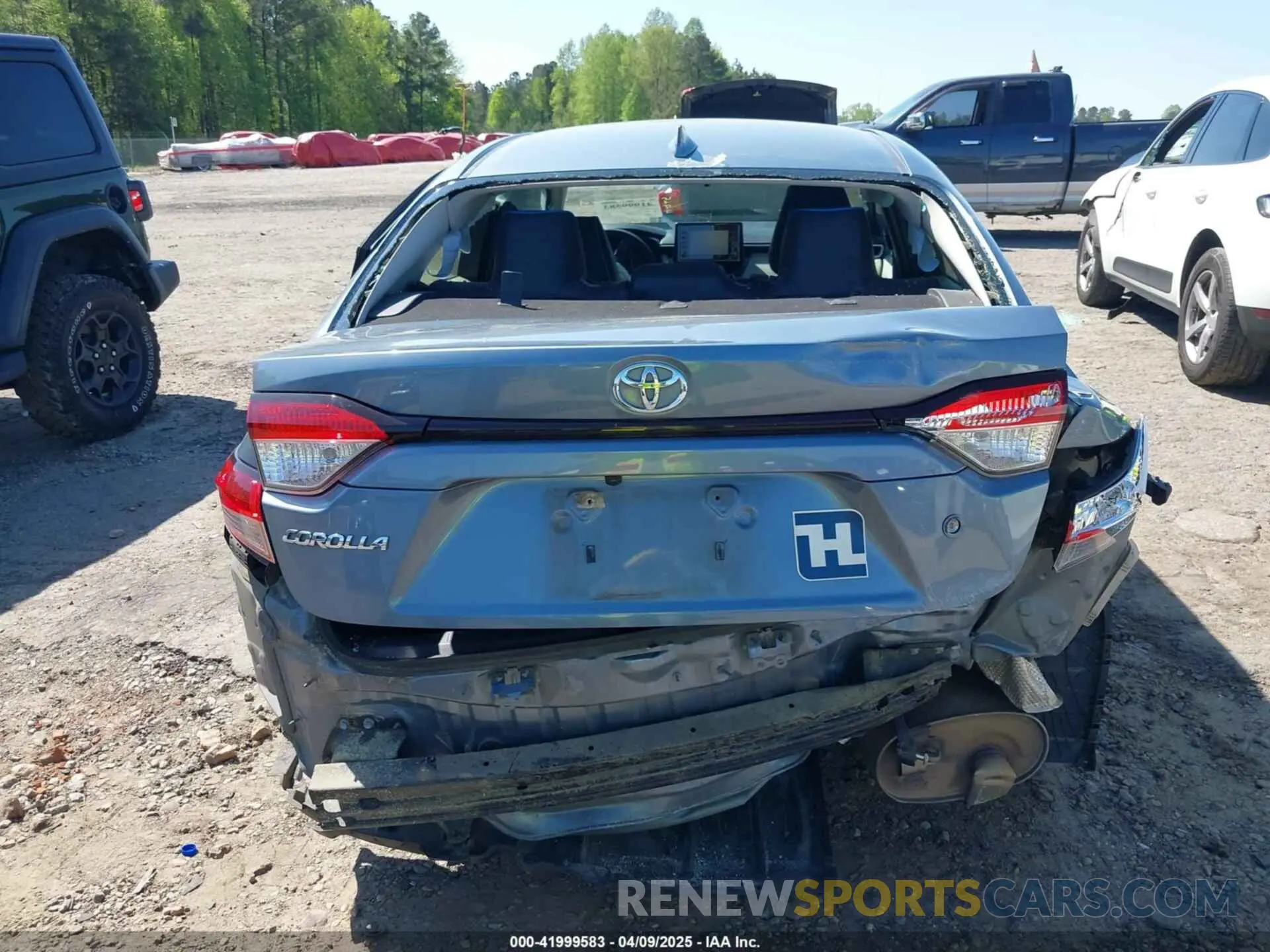 16 Photograph of a damaged car JTDDPRAE4LJ015451 TOYOTA COROLLA 2020