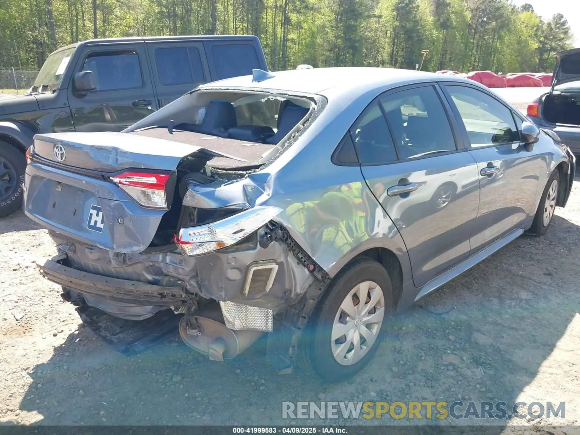 4 Photograph of a damaged car JTDDPRAE4LJ015451 TOYOTA COROLLA 2020