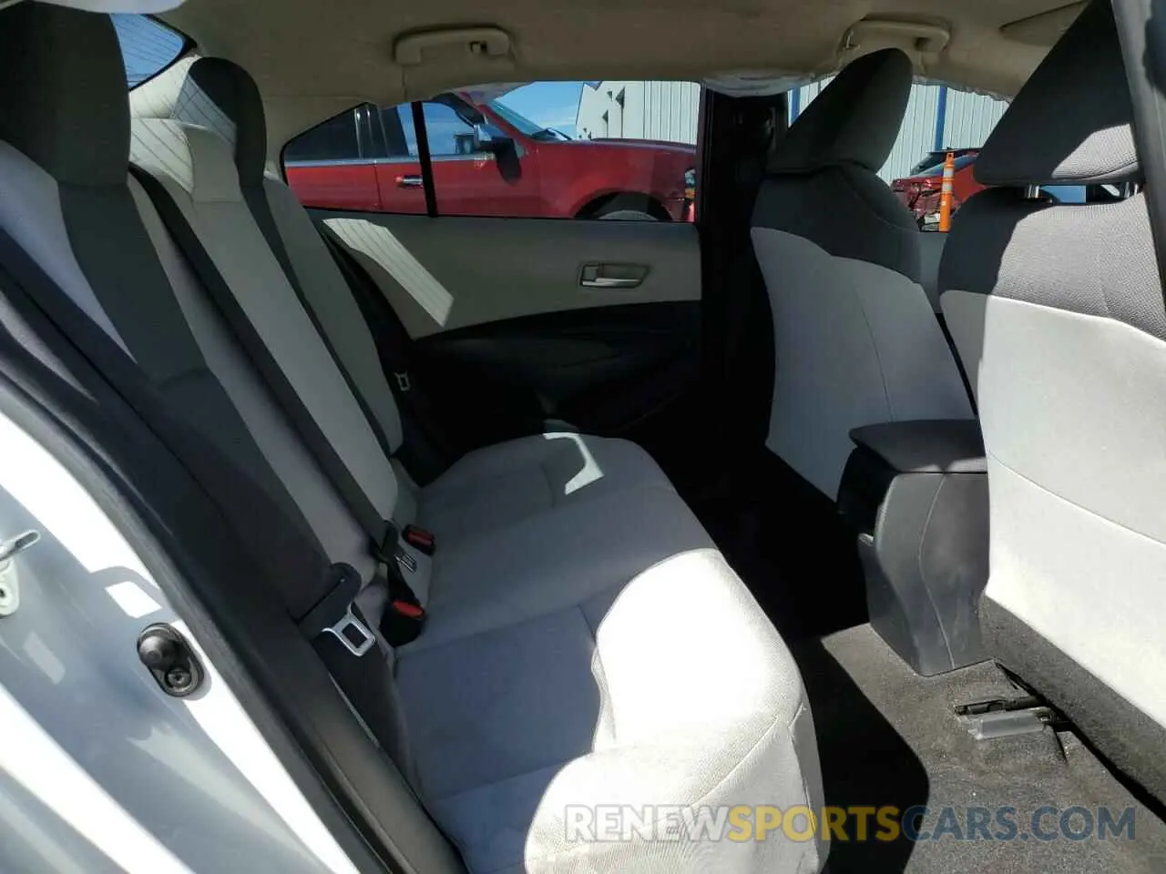 10 Photograph of a damaged car JTDDPRAEXLJ055758 TOYOTA COROLLA 2020