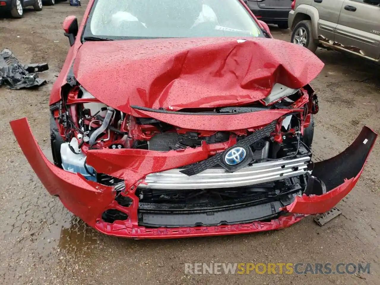 9 Photograph of a damaged car JTDEBRBE0LJ000480 TOYOTA COROLLA 2020