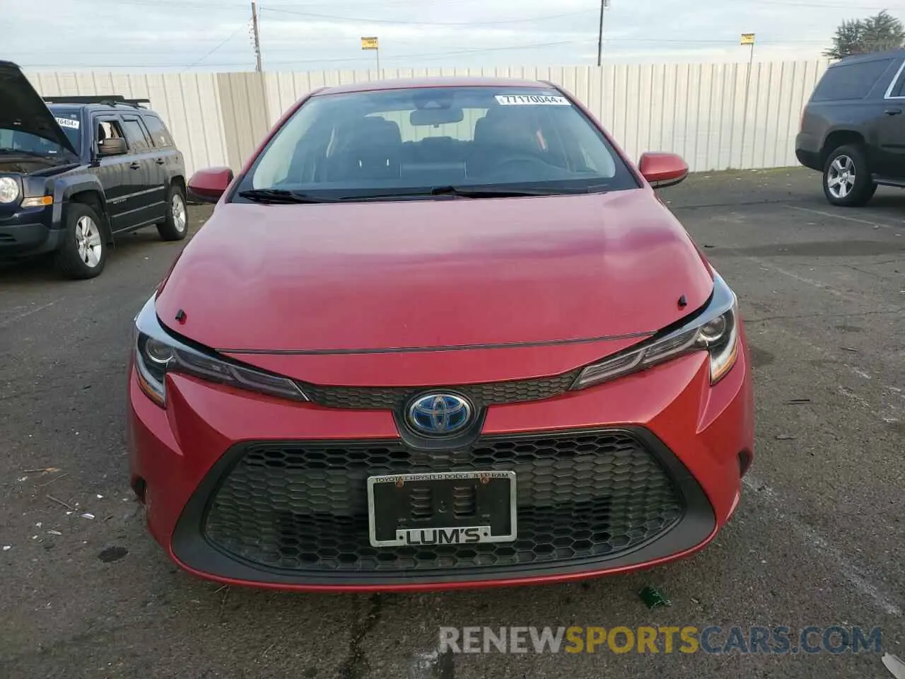 5 Photograph of a damaged car JTDEBRBE0LJ003301 TOYOTA COROLLA 2020