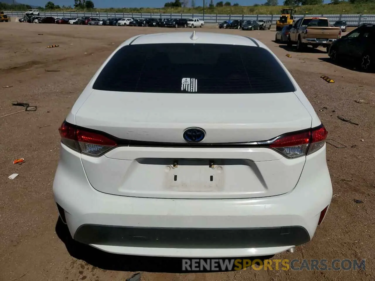 6 Photograph of a damaged car JTDEBRBE0LJ009762 TOYOTA COROLLA 2020