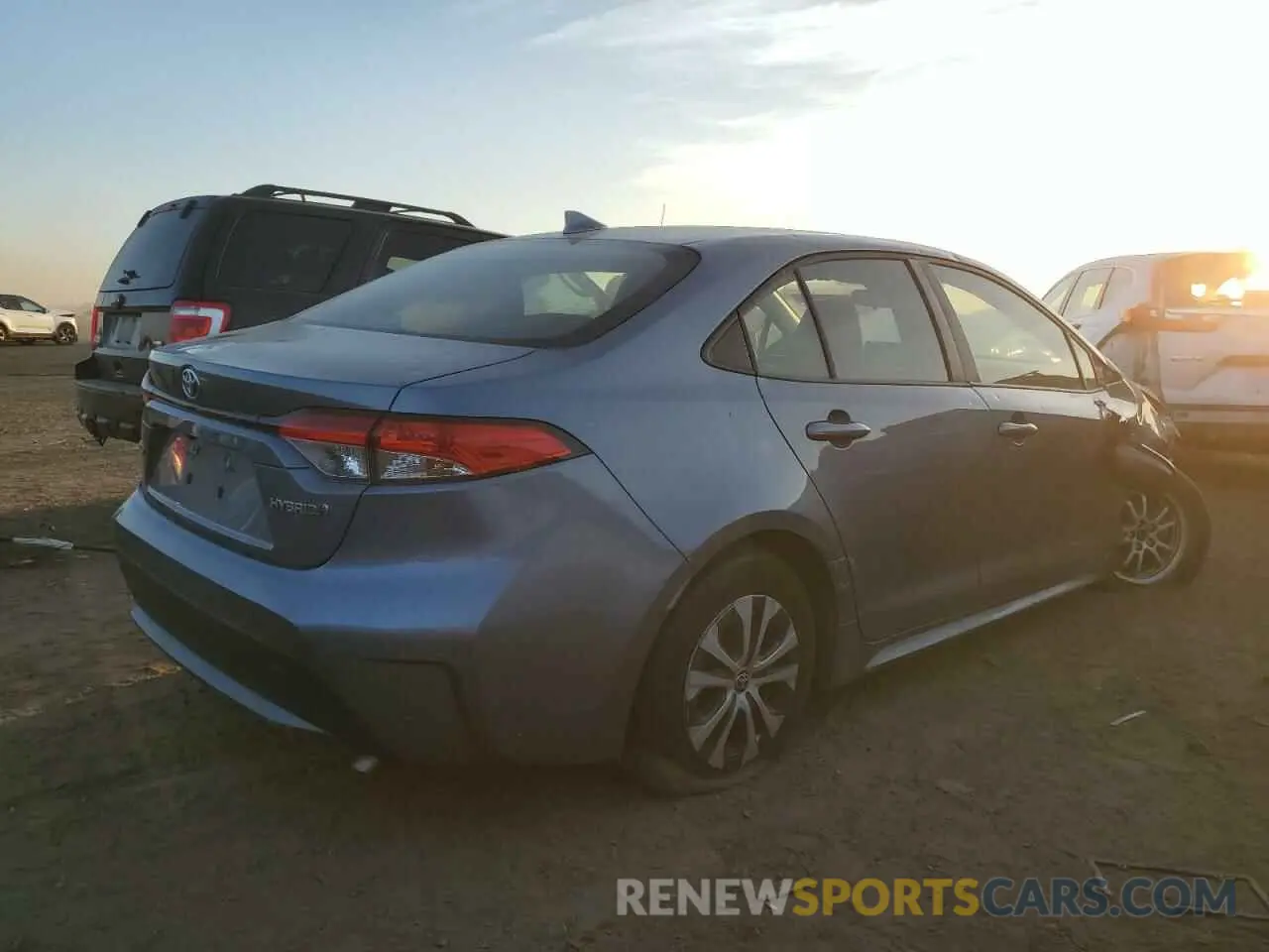 3 Photograph of a damaged car JTDEBRBE0LJ010569 TOYOTA COROLLA 2020