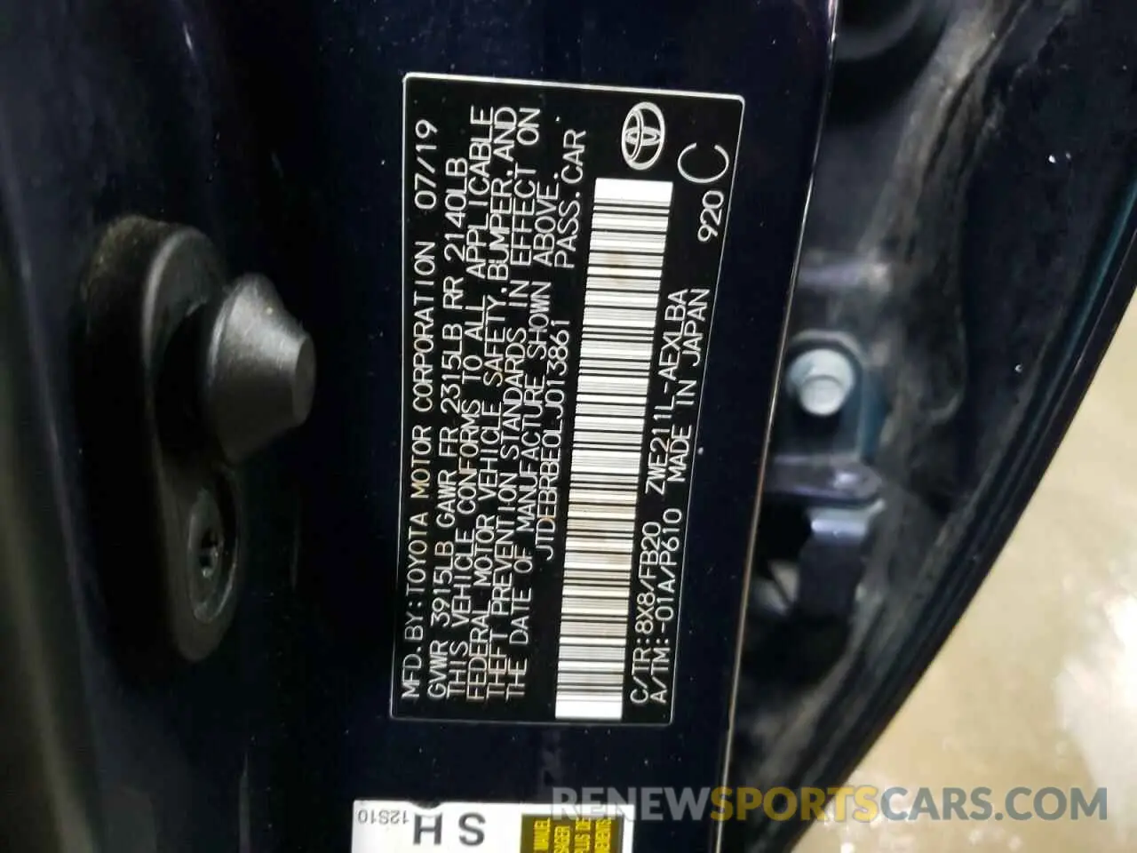 12 Photograph of a damaged car JTDEBRBE0LJ013861 TOYOTA COROLLA 2020