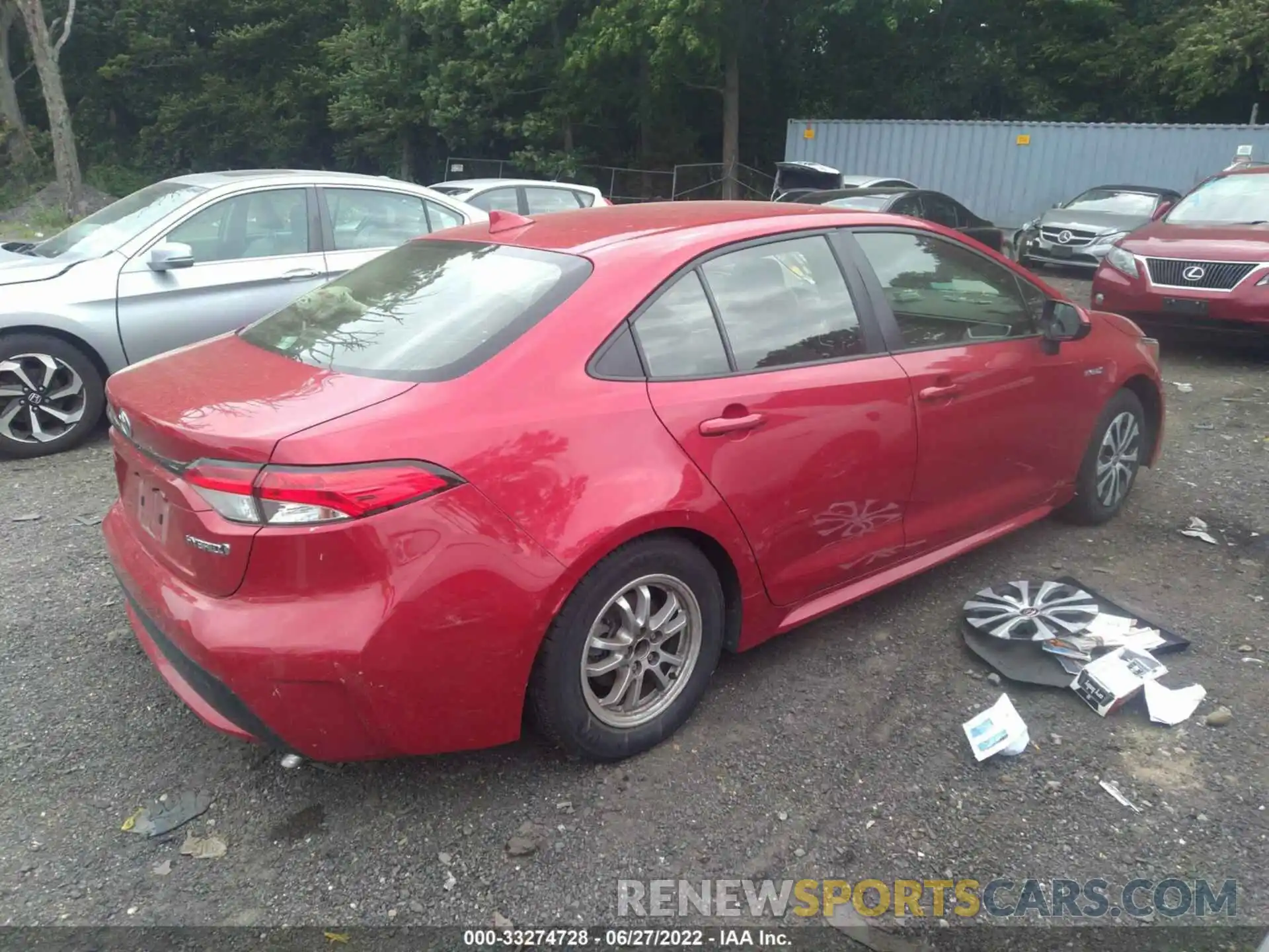 4 Photograph of a damaged car JTDEBRBE0LJ015450 TOYOTA COROLLA 2020