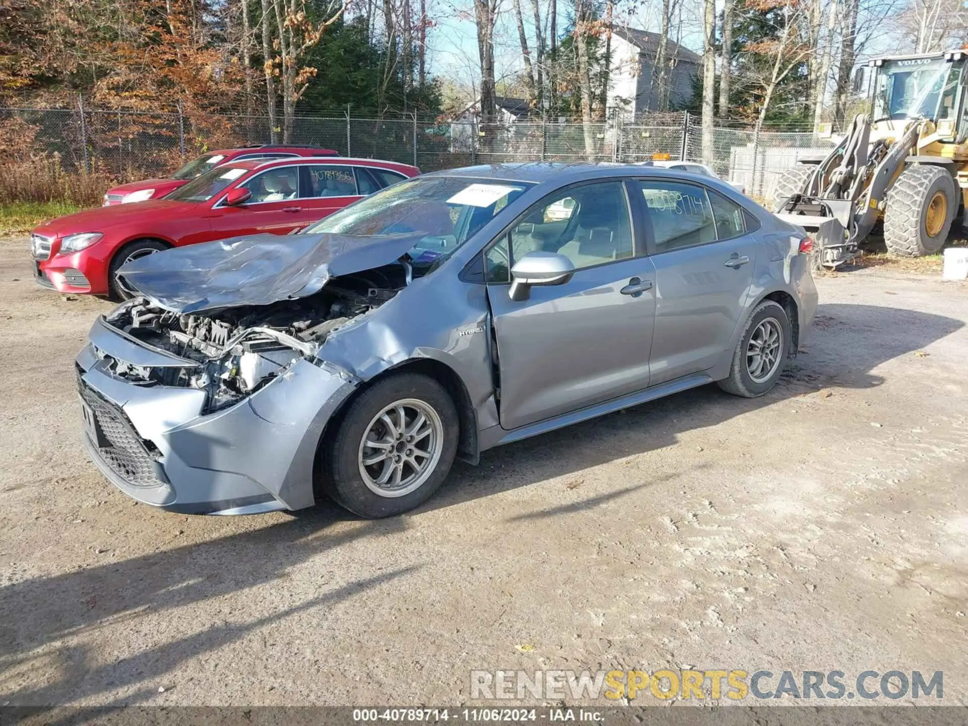 2 Photograph of a damaged car JTDEBRBE0LJ015643 TOYOTA COROLLA 2020