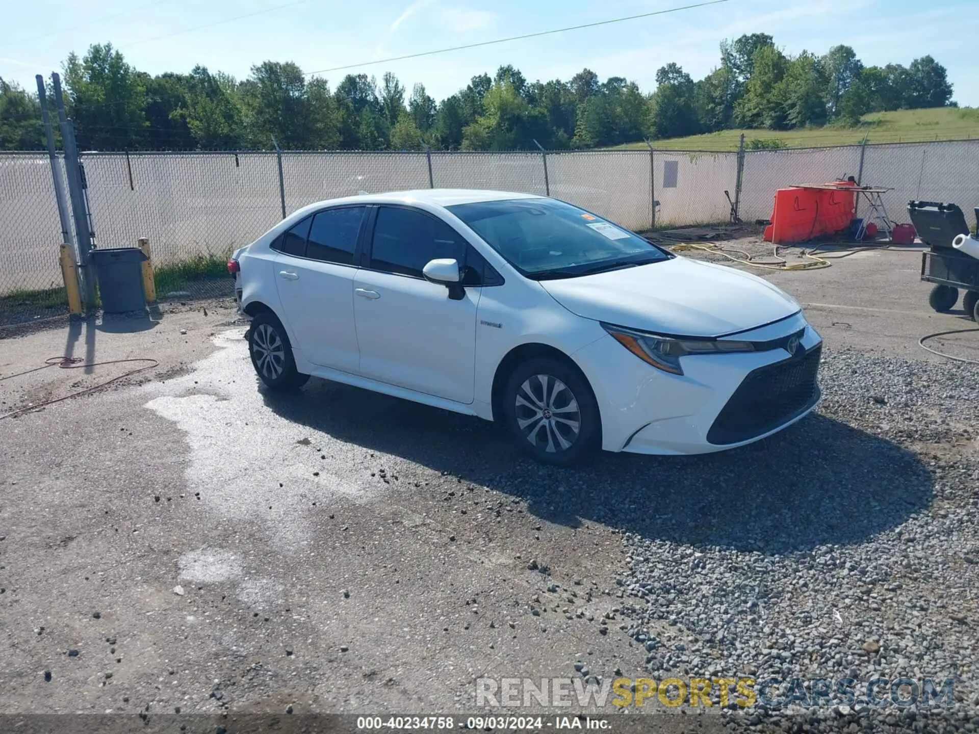 1 Photograph of a damaged car JTDEBRBE0LJ016999 TOYOTA COROLLA 2020
