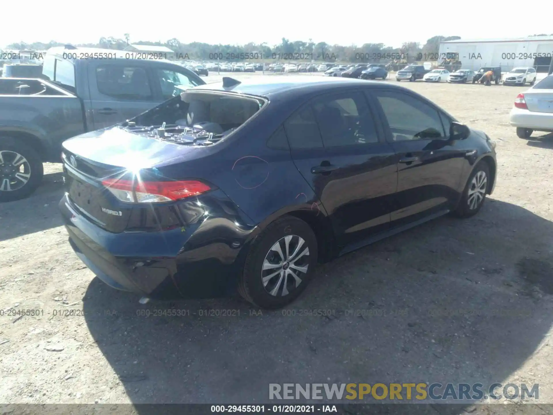 4 Photograph of a damaged car JTDEBRBE0LJ026027 TOYOTA COROLLA 2020