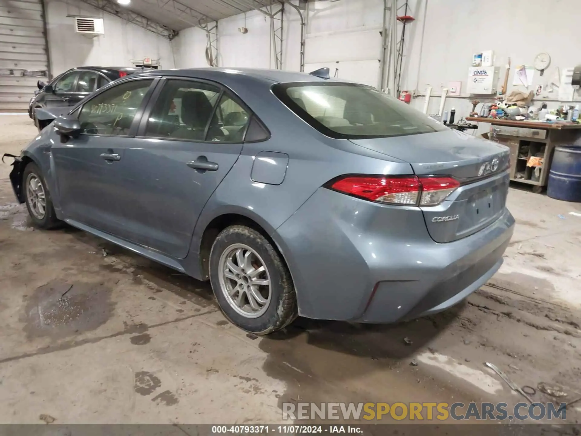 3 Photograph of a damaged car JTDEBRBE0LJ026366 TOYOTA COROLLA 2020