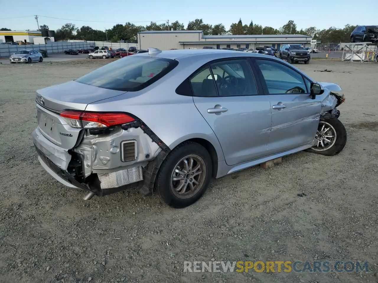 3 Photograph of a damaged car JTDEBRBE0LJ027047 TOYOTA COROLLA 2020