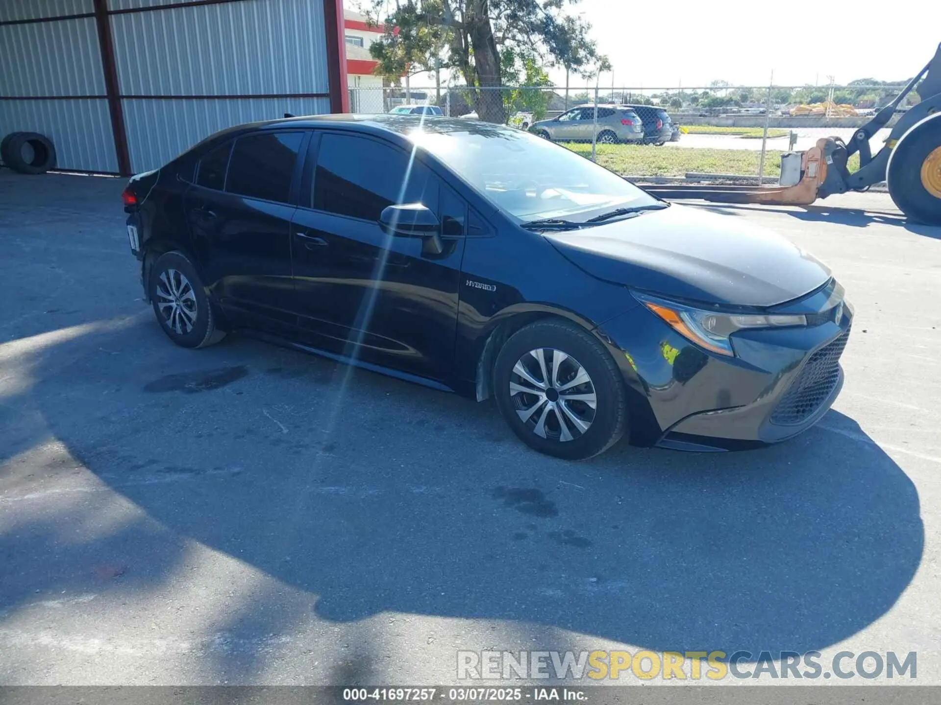 1 Photograph of a damaged car JTDEBRBE1LJ018888 TOYOTA COROLLA 2020