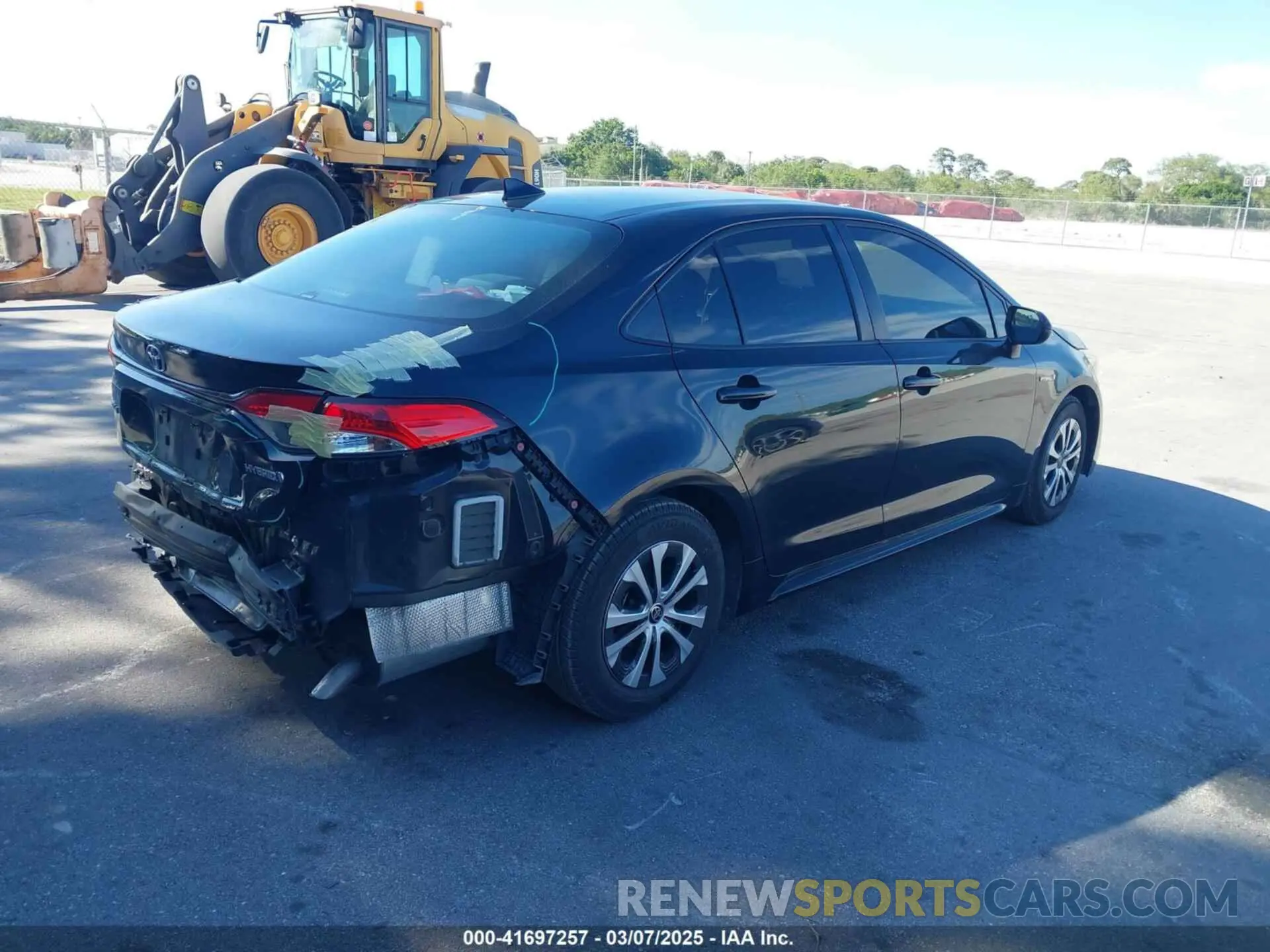 4 Photograph of a damaged car JTDEBRBE1LJ018888 TOYOTA COROLLA 2020