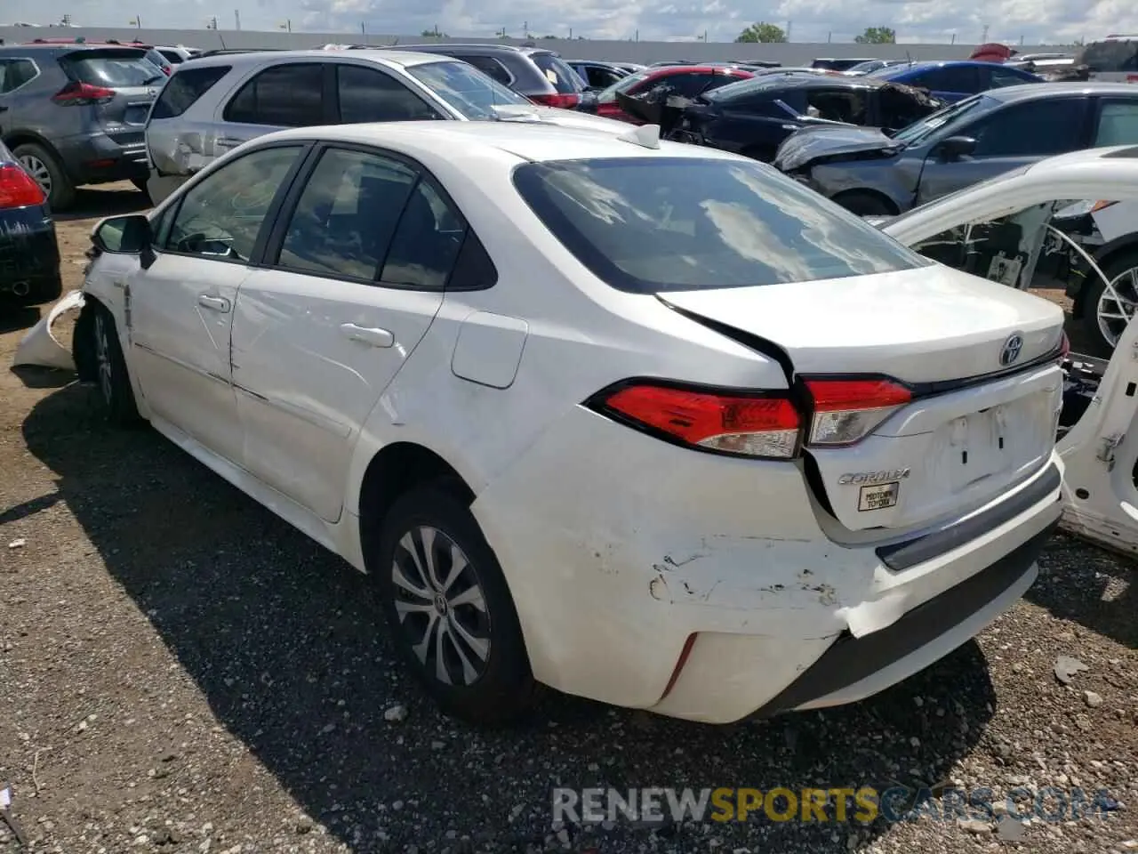 3 Photograph of a damaged car JTDEBRBE1LJ028210 TOYOTA COROLLA 2020
