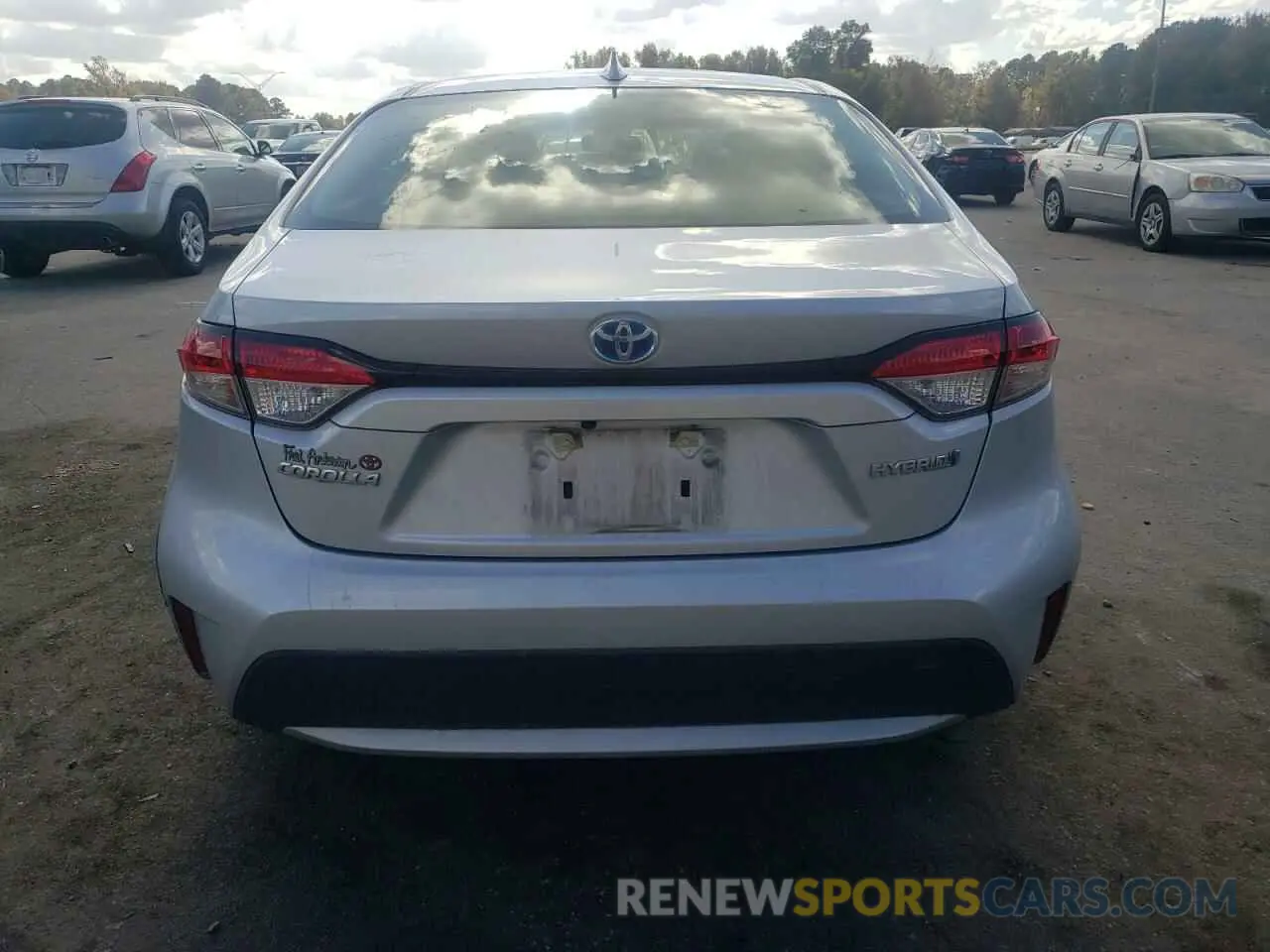 6 Photograph of a damaged car JTDEBRBE2LJ002280 TOYOTA COROLLA 2020